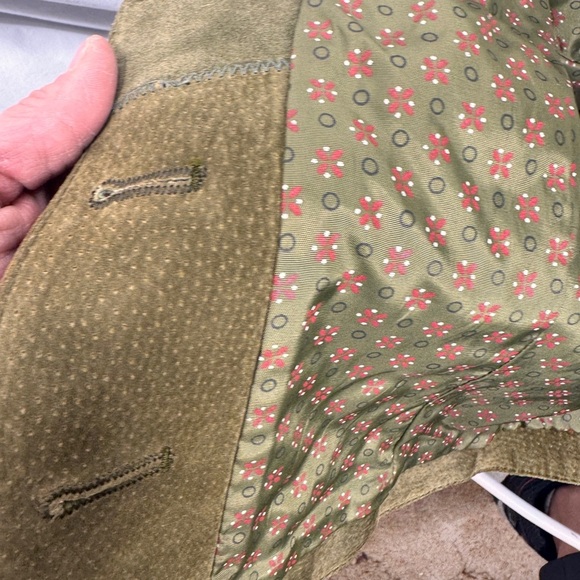 Vintage,  Sz 4, custom, olive green genuine Suede Leather suit with Embroidery. - Picture 11 of 15